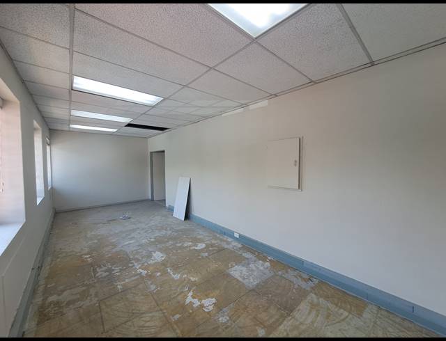 218M² OFFICE TO LET IN CRAIGHALL